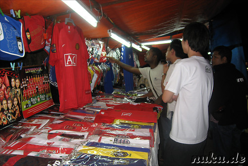 Nachtmarkt in Batu Ferringhi, Pulau Penang, Malaysia