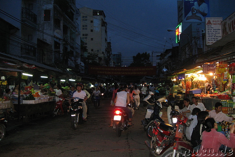 Nachtmarkt in Ho Chi Minh Stadt, Vietnam