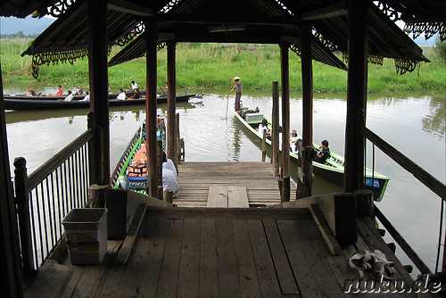 Nga Hpe Kyaung - Jumping Cat Monastery