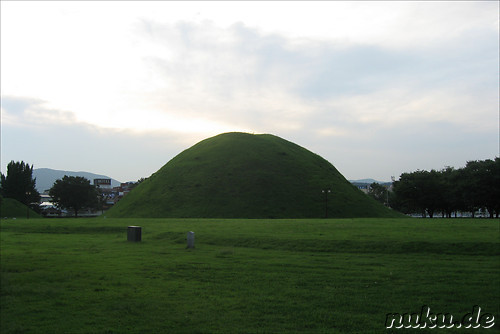 Noseodong-Grabhuegel in Gyeongju, Korea