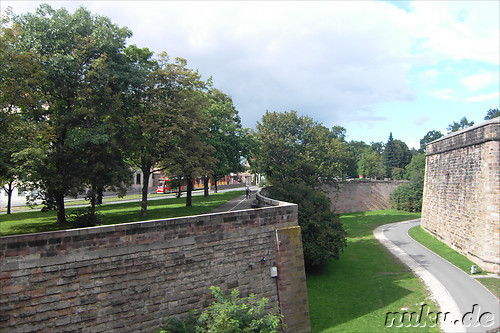N&uuml;rnberger Stadtmauer und Burggraben