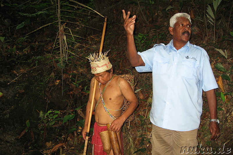 Orang Asli und etwas überheblicher Tourguide