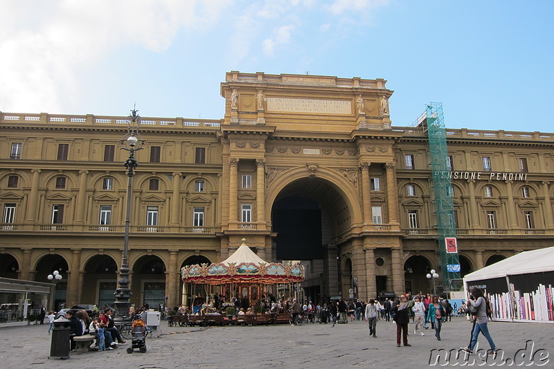 Piazza della Repubblica in Florenz, Italien
