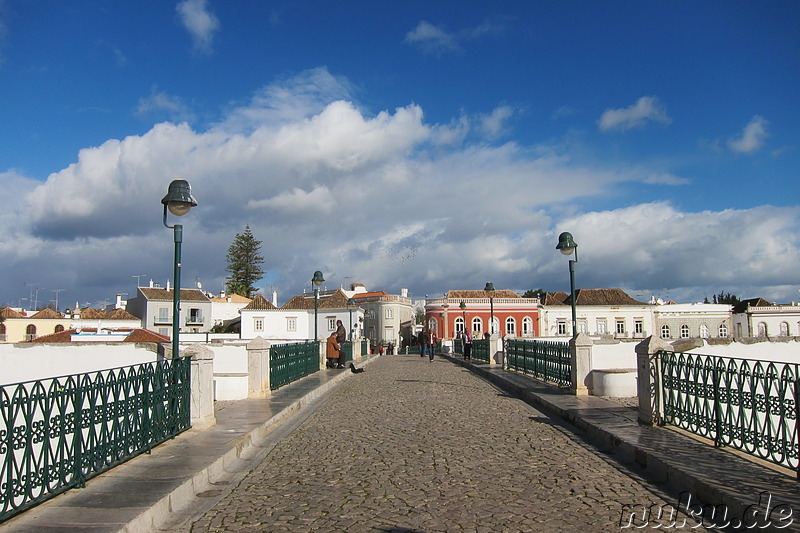 Ponte Romano - Historische Brücke in Tavira, Portugal