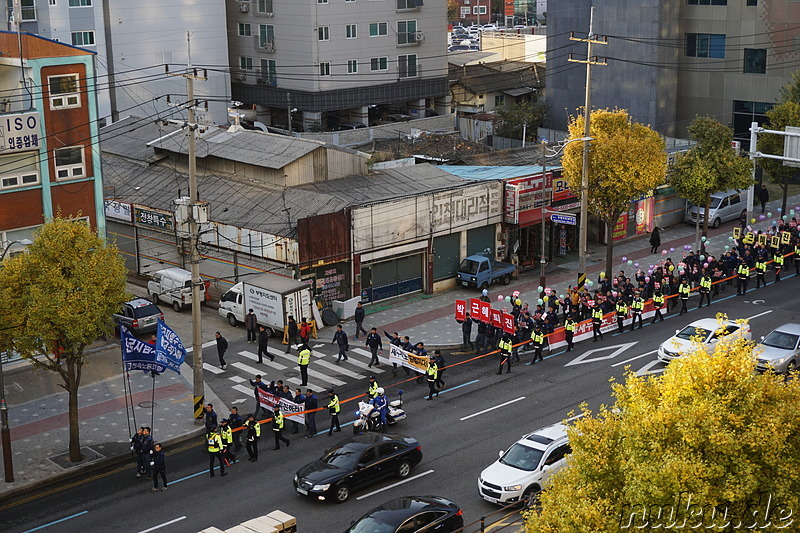 Protestzug gegen Präsidentin Park in Incheon, Korea