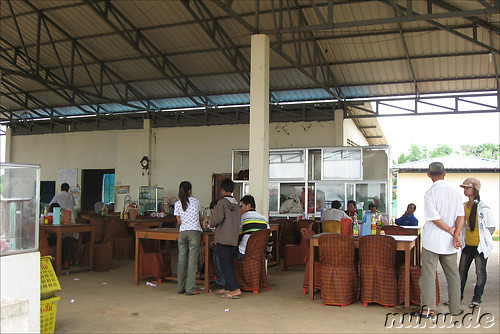Raststaette auf dem Weg von Phnom Penh nach Siem Reap