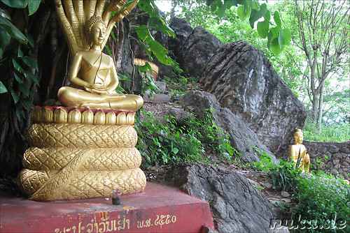 Saturday-Buddha auf dem Phu Si