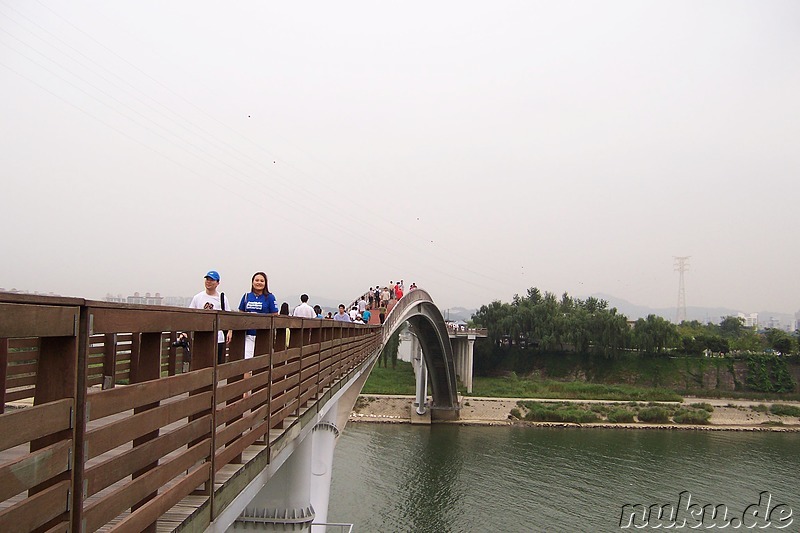 Seonyudo ist durch eine Brücke mit dem Festland verbunden