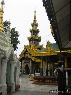 Shwedagon Paya - Tempel in Yangon, Myanmar