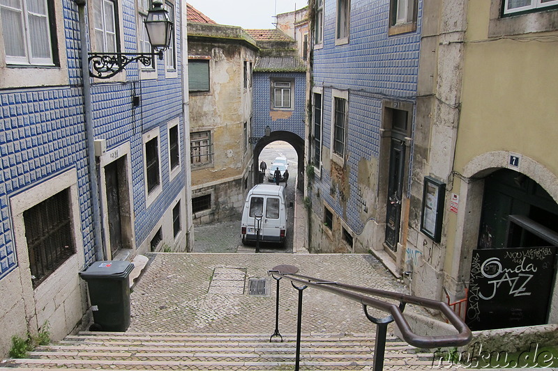 Spaziergang im Stadtteil Alfama, Lissabon, Portugal