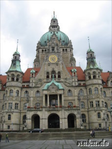 Stadtbesichtigung Hannover: Stadtrundgang entlang dem roten Faden