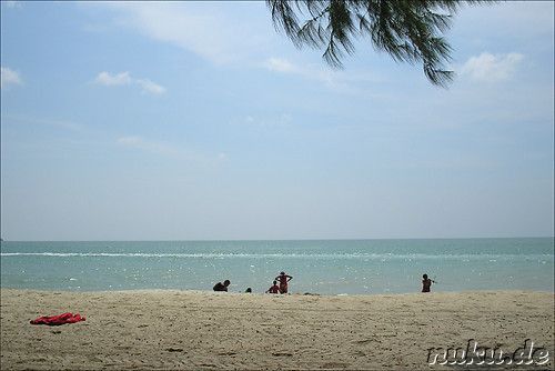 Strand von Batu Ferringhi, Pulau Penang, Malaysia