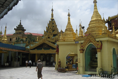 Sule Paya in Yangon, Myanmar