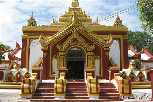 Tempel am Shwe In Bin Kyaung Kloster in Mandalay, Myanmar