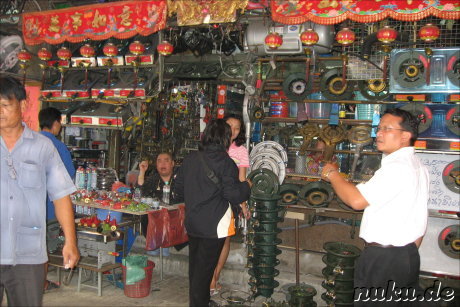 Thieves Market in Chinatown, Bangkok, Thailand
