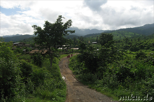 Trekking zum Pa-O-Village am Inle Lake, Myanmar