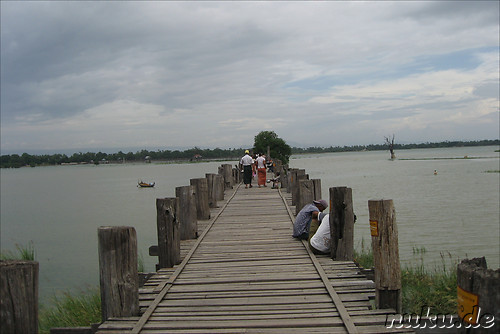 U-Bein-Bridge in Amarapura, Burma