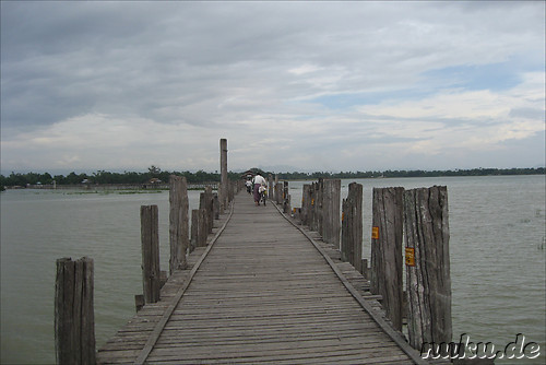U-Bein-Bridge in Amarapura, Burma