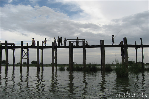 U-Bein-Bridge in Amarapura, Burma