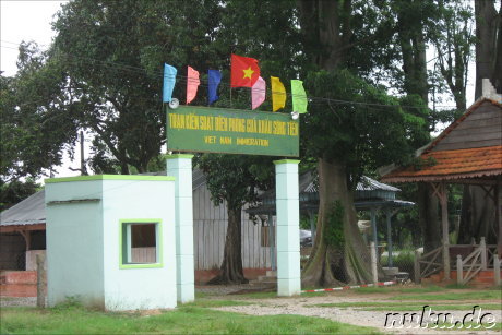 Vietnam Immigration in Song Tien