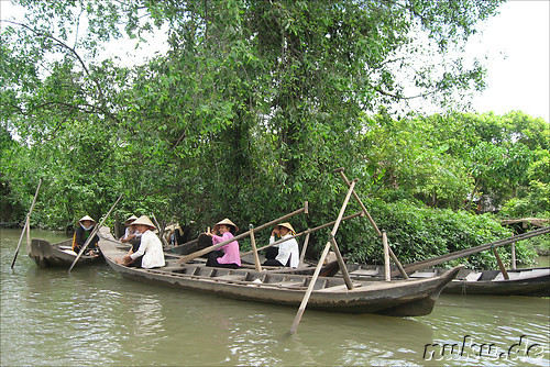 Vietnamesiche Frauen im Boot