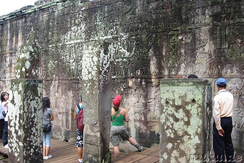 Wandverzierung im Bayon Tempel in Angkor, Kambodscha