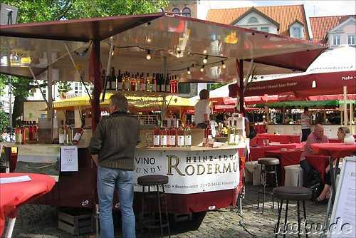 Weinprobe auf dem Kohlmarkt in Braunschweig