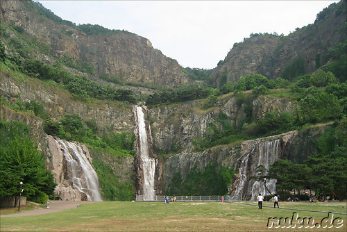 Yongma Waterfall Park