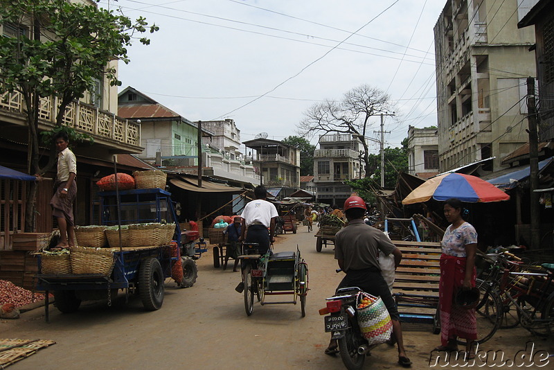 86th Street Market - Strassenmarkt in Mandalay, Myanmar