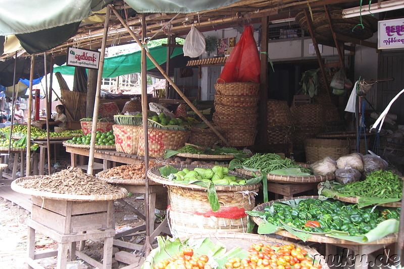 86th Street Market - Strassenmarkt in Mandalay, Myanmar