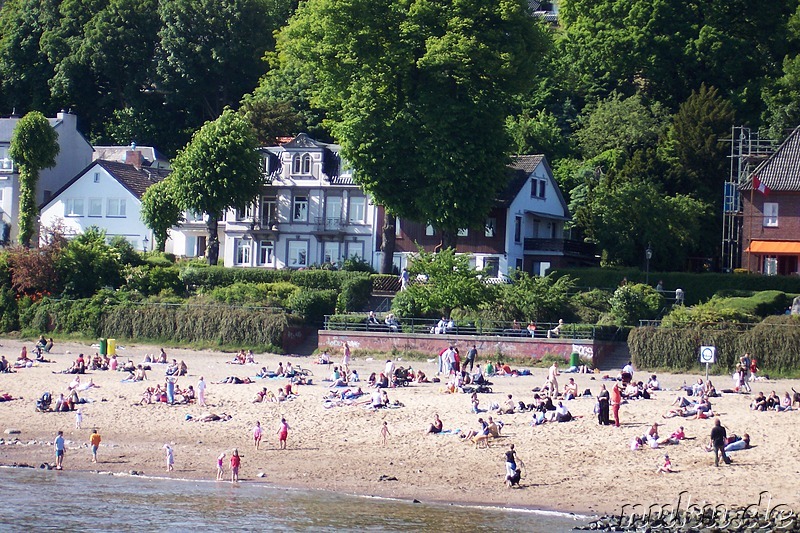 A beach at the Elbe, Hamburg