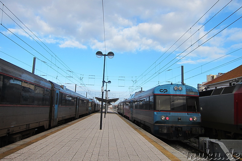 Abfahrt am Bahnhof in Faro, Portugal