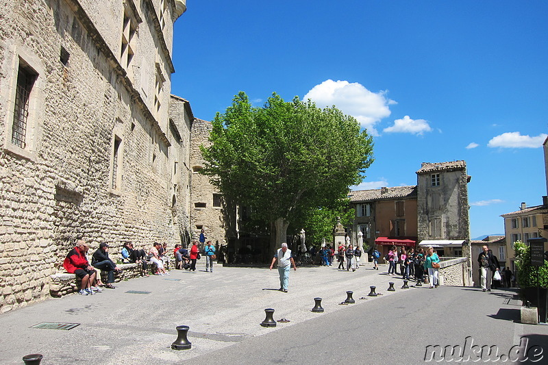 Altstadt von Gordes im Naturpark Luberon, Frankreich