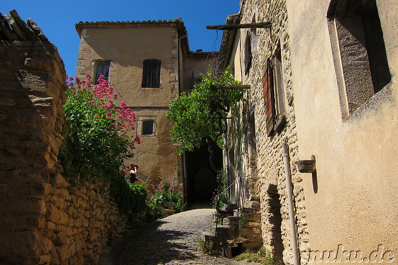 Altstadt von Gordes im Naturpark Luberon, Frankreich