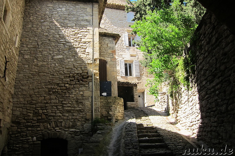 Altstadt von Gordes im Naturpark Luberon, Frankreich