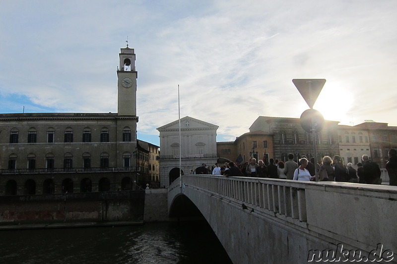 Am Arno in Pisa, Italien