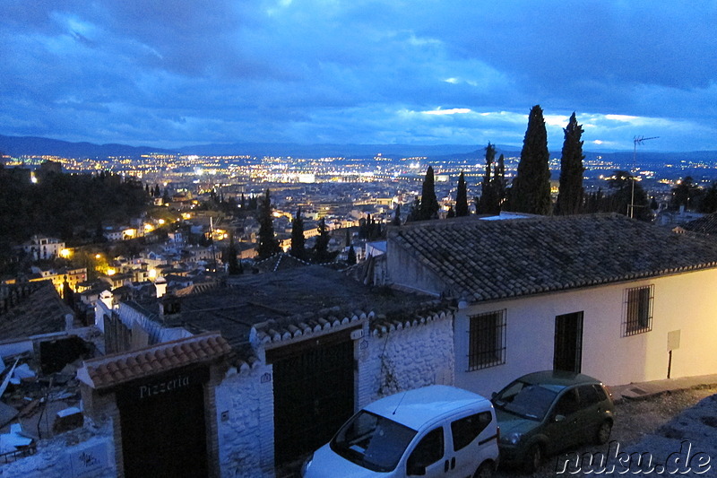 Am Aussichtspunkt Mirador de San Nicolas in Granada, Spanien