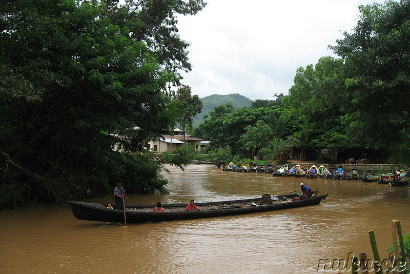 Am Bootsanleger in Inthein am Inle Lake, Myanmar