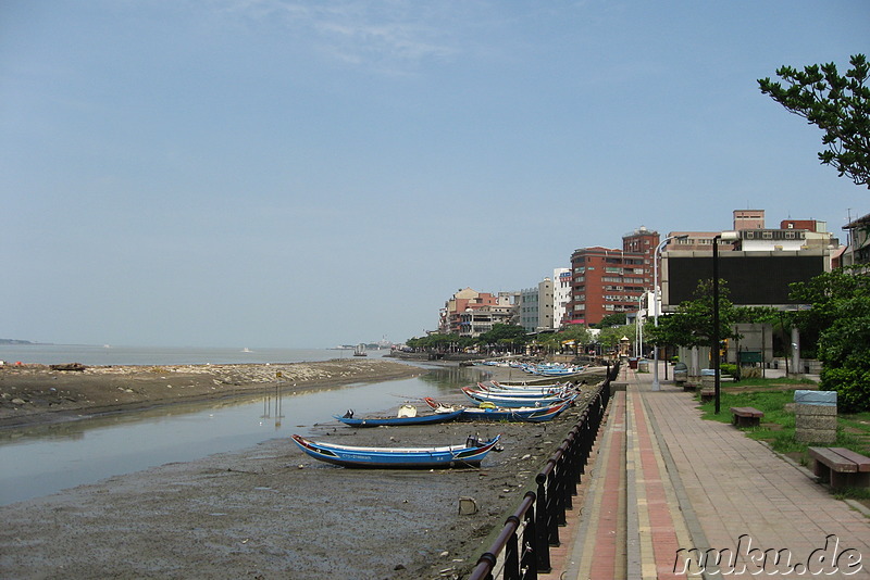 Am Danshui River in Xinbei-Danshui, Taiwan