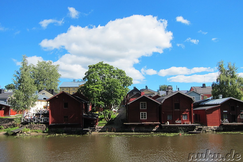 Am Flussufer in Porvoo, Finnland