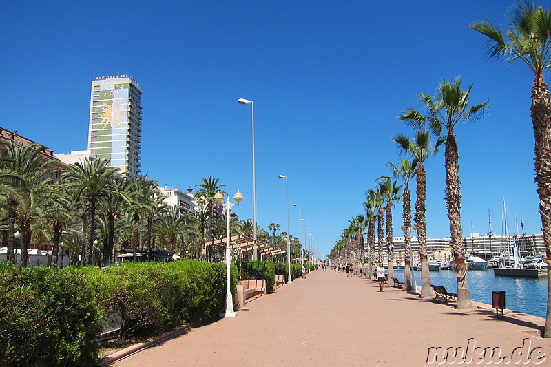 Am Hafen von Alicante, Spanien