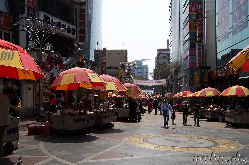 Am PIFF Square in Nampodong