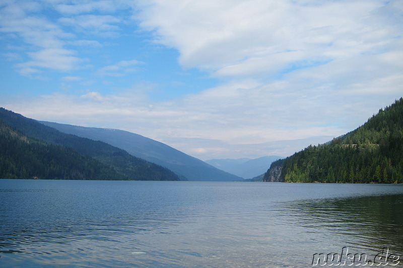 Am Revelstoke Lake in British Columbia, Kanada