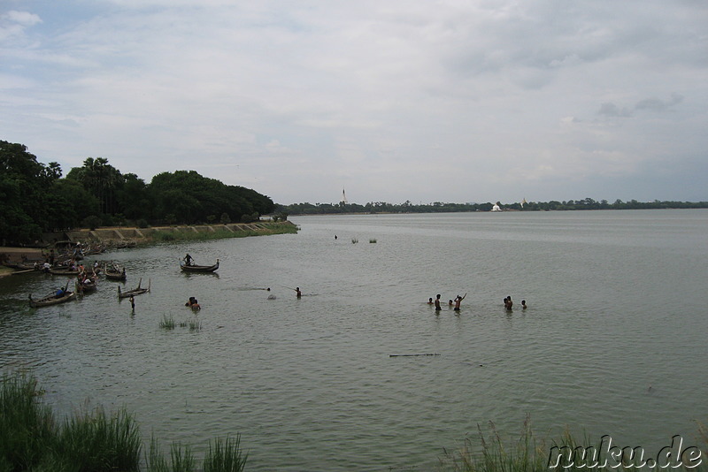 Am Wasser in Amarapura bei Mandalay, Burma