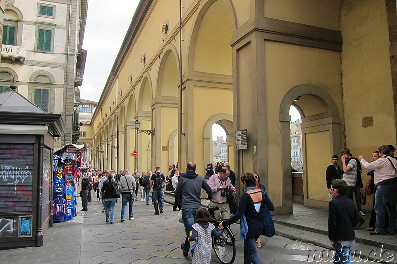 An der Ponte Vecchio in Florenz, Italien