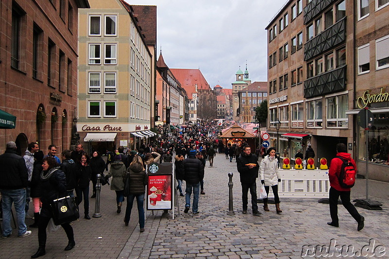 Auf dem Christkindlesmarkt in Nürnberg