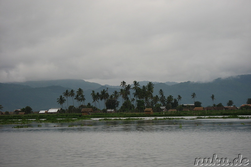 Auf dem Inle Lake zwischen Nyaungshwe und Ywama in Myanmar