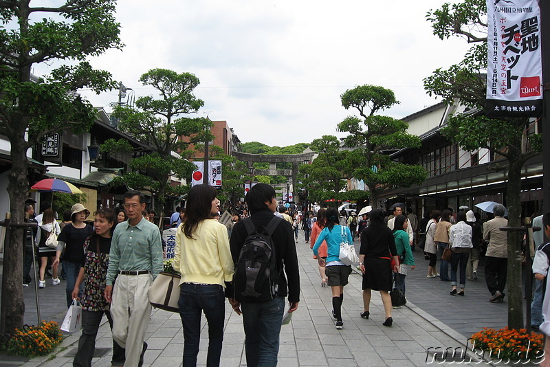Auf dem Weg zum Tenman-gu Shrine in Dazaifu, Japan
