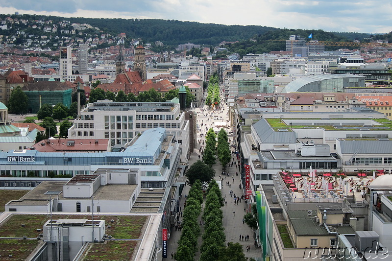 Ausblick auf Stuttgart von der Aussichtsplattform im Hauptbahnhof