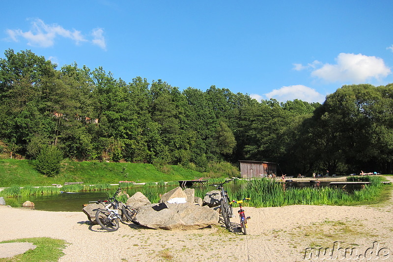 Badesee am Adventure Camp Schnitzmühle in Viechtach, Bayern